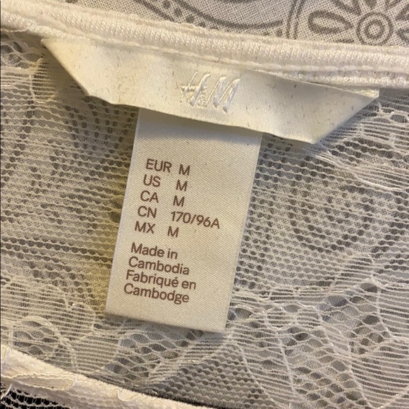 H&M Laced Top Blouse - Picture 3 of 3